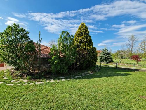 Taman di luar Gorica-Bistrica