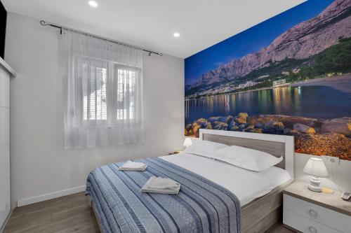 Cliffside Breeze Apartment