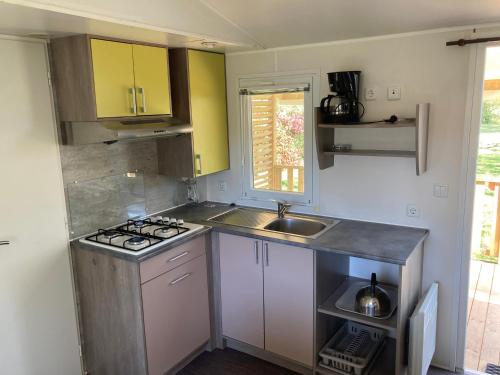 Fotografia z galérie ubytovania Mobile home 3 chambres Camping Cœur de Vendée 3 étoiles v destinácii La Boissière-de-Montaigu