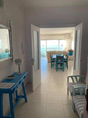 Fuengirola Great terrace with views to the sea. 5th floor Downtown area