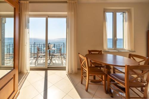 Balkón nebo terasa v ubytování Lido Resort