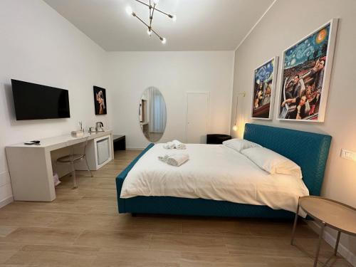 Postel nebo postele na pokoji v ubytování NOUVELLE VAG - Apartment & Room