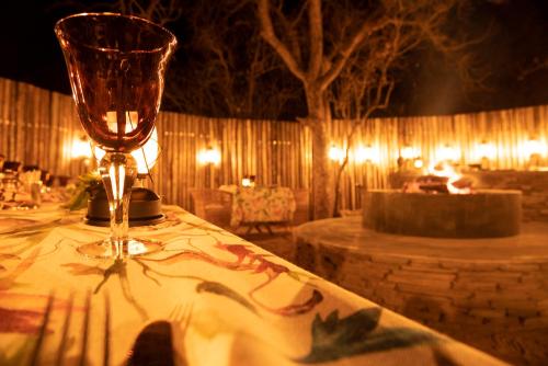 Gambar di galeri bagi Safari Moon Luxury Bush Lodge di Hoedspruit