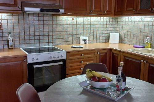 Η κουζίνα ή μικρή κουζίνα στο Astra Sea View Apartment, Sea Front