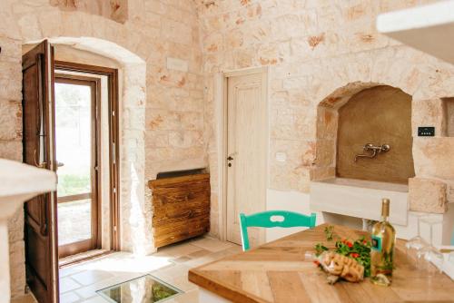 A bathroom at Trulli delle Sete