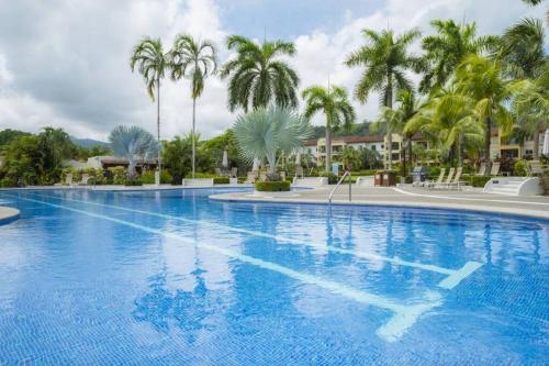 Bazén v ubytování Bay Residence Los Suenos Resort & Marina nebo v jeho okolí