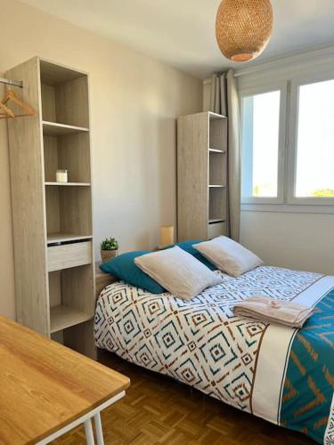 Chambre privée dans un appartement partagé tesisinde bir odada yatak veya yataklar