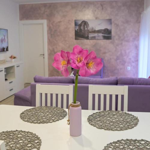 Ruang duduk di Apartmani DAR Trebinje