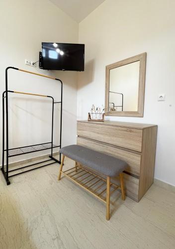 Μια τηλεόραση ή/και κέντρο ψυχαγωγίας στο Asterias Home