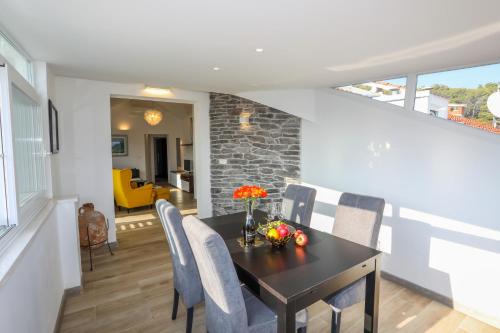 Stella Maris Penthouse Hvar - Panoramic Sea View & Parking