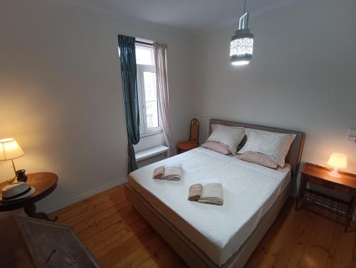 Llit o llits en una habitació de AcroView