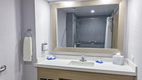 Koupelna v ubytování Holiday Inn Express Chihuahua by IHG