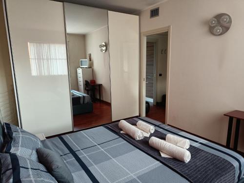 Double room private bathroom Bocconi Prada IED