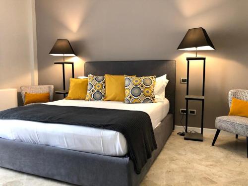 מיטה או מיטות בחדר ב-LAUS VIA SPARANO APP.2- LUX & DESIGN NEW!