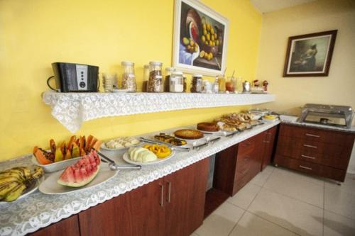 Makanan di atau berdekatan inn ini
