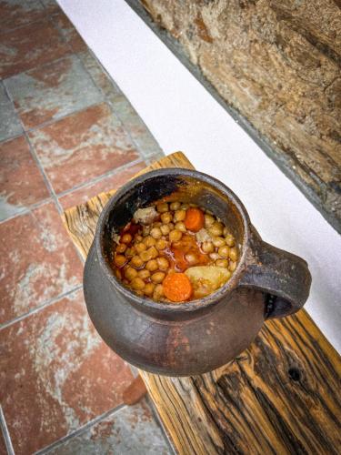 Makanan di atau berdekatan rumah percutian
