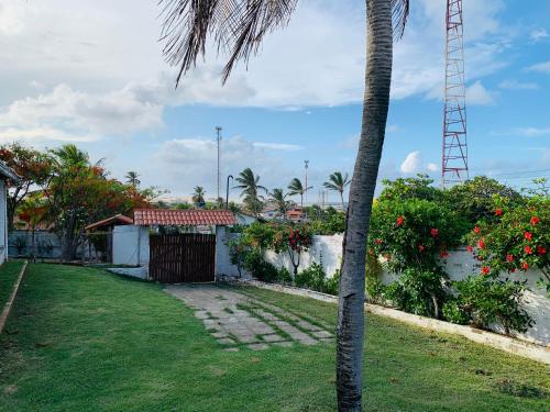 Κήπος έξω από το Morro Branco Suítes - Hospedaria Morro Branco