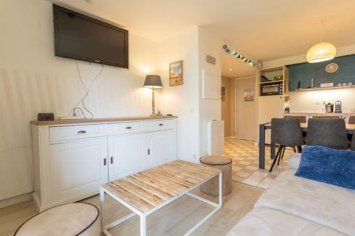 Zdjęcie z galerii obiektu 6-person flat with swimming pool tennis court and car park 157 w mieście Le Touquet-Paris-Plage