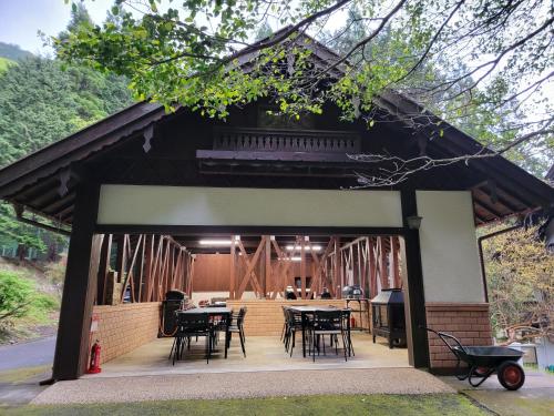 Das Gebäude in dem sich das Resort befindet