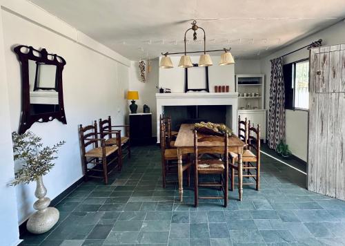 Posedenie v ubytovaní VIVIENDA RURAL LOS OJALVOS