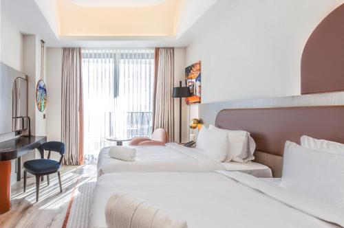 Savitsky Plaza — Bedroom