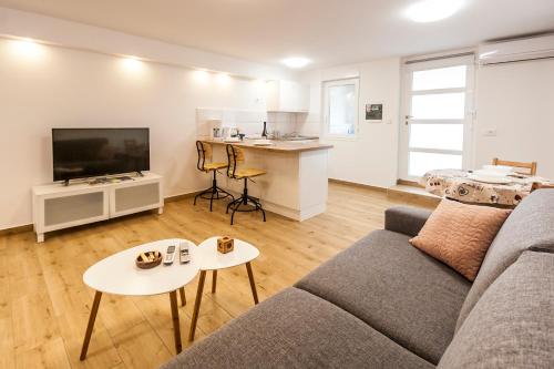 Gallery image of Studio & Apartment 'The Roots Apartments' near Pula, Istria, Croatia in Pula