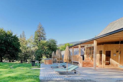 Zahrada ubytování Premium Eco Chalet 1888