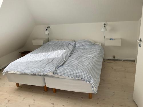 Foto Stor lys lejlighed med terrasse og altan 6