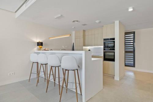 Luxury Apartment hot tub included in price