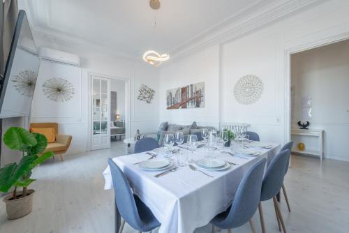 PENTHOUSE deluxe GRANVIA, by MONARO*****