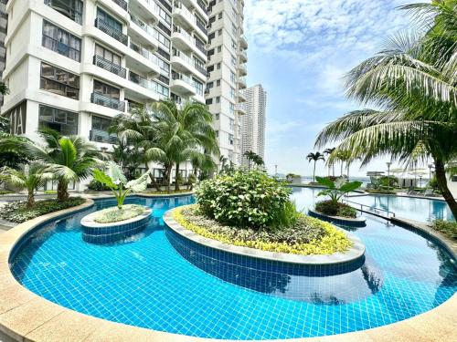 Πισίνα στο ή κοντά στο Country Garden Danga Bay InStyle Sea View Homestay Suite by NEO
