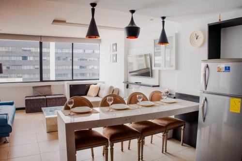 Puerto Santa Ana, Automatic check in, Parking