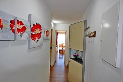 Dapur atau dapur kecil di Appartement Cap Estérel Agay vue mer avec climatisation