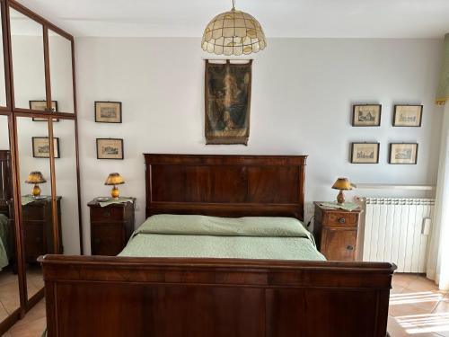 A Villa Esperia Bed and Breakfast tesisinde bir odada yatak veya yataklar