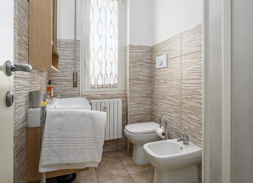 Ένα μπάνιο στο Inganni Charme Apartment