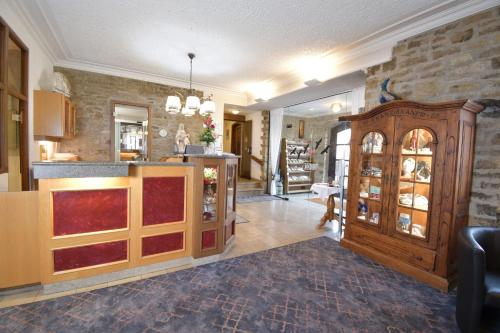 Η κουζίνα ή μικρή κουζίνα στο AKZENT Hotel Franziskaner