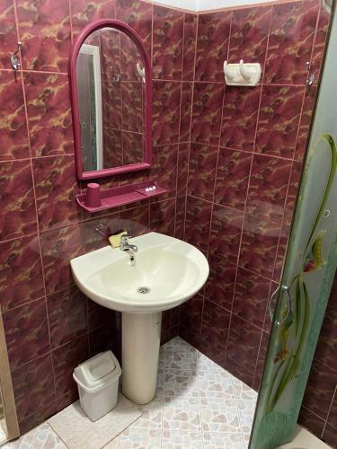 Ένα μπάνιο στο Apartments la Colombe