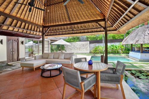 Piscine de l'établissement Novotel Bali Benoa ou située à proximité