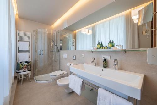 Kúpeľňa v ubytovaní Hotel Mignon Meran Park & Spa