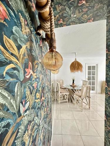 Tropical Lounge, Los Cristianos, Pool & Sea, Wifi