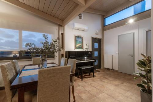 Orizontas Loft with Panoramic View