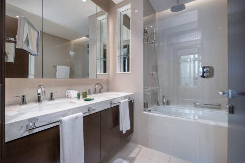 Koupelna v ubytování New Listing - Serviced Apartment & TOP Amenities