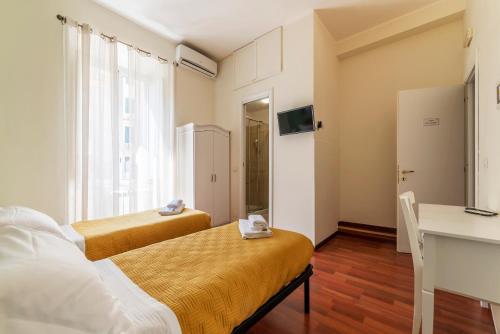 4-rooms flat at Vatican