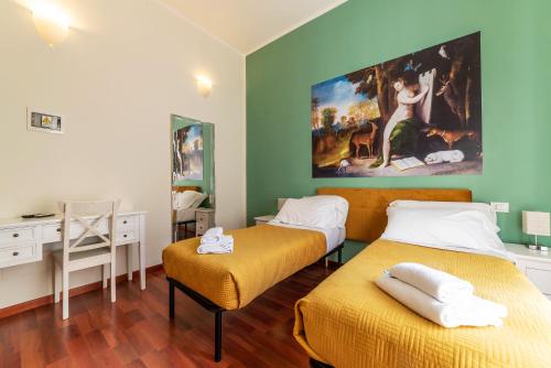 A bed or beds in a room at 4-rooms flat at Vatican