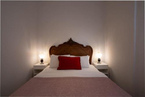 Ebullience - Stylish & Chic Athens Apartment