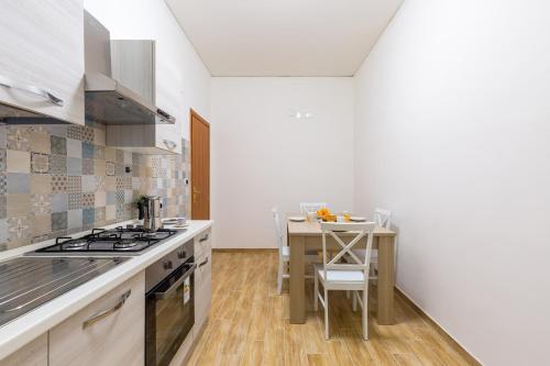 Central Station Family Apartment by Wonderful Italy