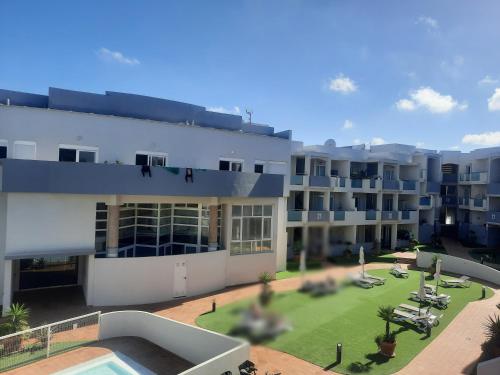 Sunset Suite 230, Corralejo Sun, big pool, Wifi fiber, central, near main street and beach