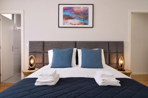 Invicta Premium - 4BR Downtown apartment with AC