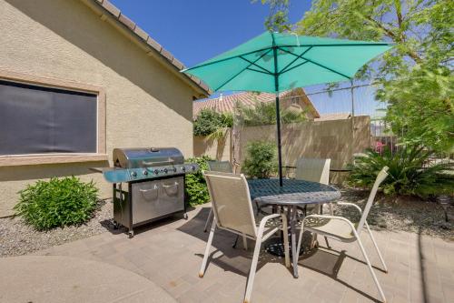 Kawasan patio atau luaran di Near Golfing Avondale Home with Heated Pool!