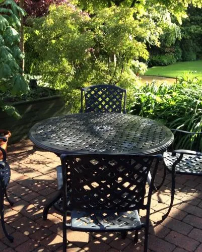 Grove House Bed & Breakfast photo 8